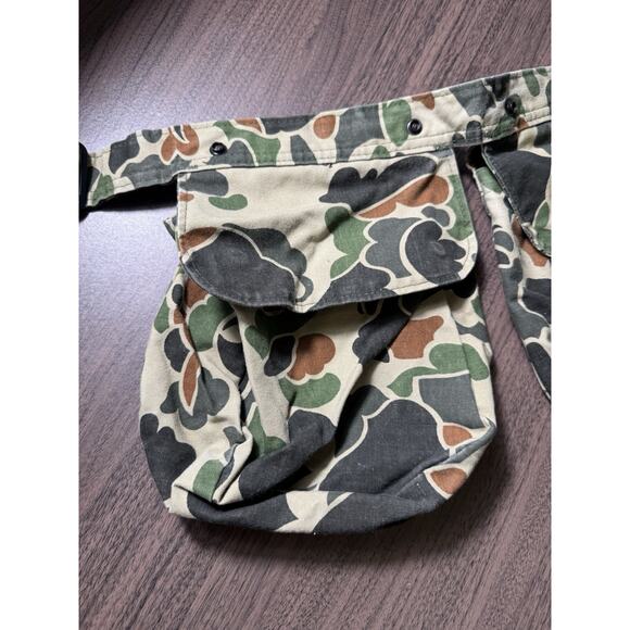 Vintage 10x Camo Utility Belt with Pouches – Hunting, Tactical, and Outdoor Gear - Picture 2 of 6